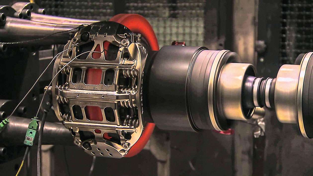 Электротормоза: будущее автомобильной безопасности